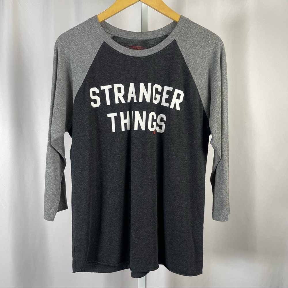 Stranger Things Netflix Women's Medium Raglan Long Sleeve Tee Shirt Graphic